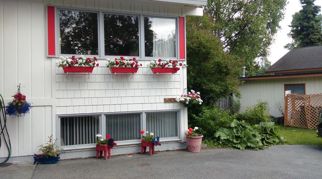 Alaska European Bed & Breakfast Anchorage Ngoại thất bức ảnh